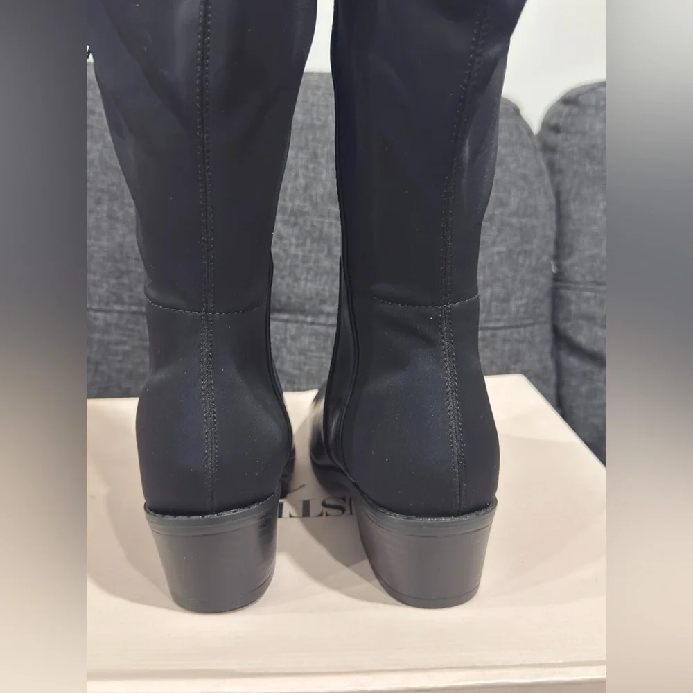 JustFab step out